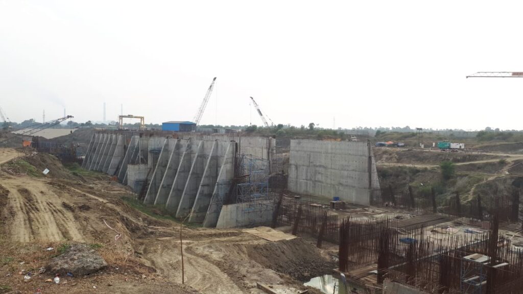 Farakka India Murshidabad Baghirati Jal Marg Vikas National Waterway sluis - lock - dam - engineering hydromechanical components